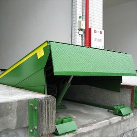 Elektrische hydraulische Dock-Aufzug-Lasts-Planierer für LKWs/Gewichts-die Kapazität des Gabelstapler-6T