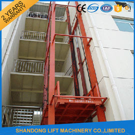 CER 5.5m vertikaler hydraulischer Aufzugs-Aufzug mit Führungsschienekarierter Stahlplatte Plattform